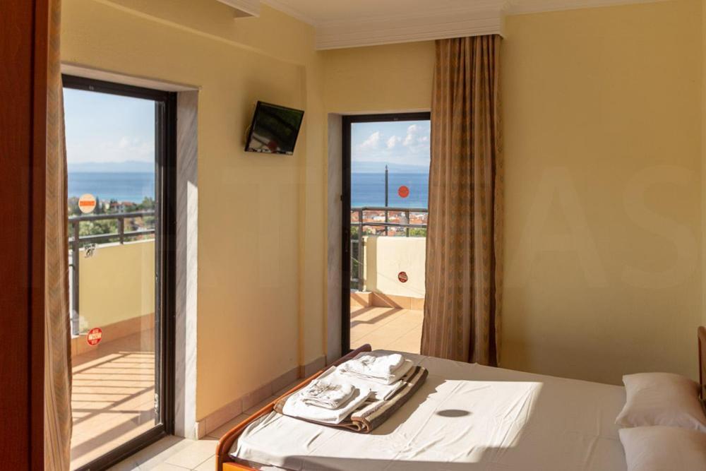 Villa Panorama Hotel Полихроно Экстерьер фото